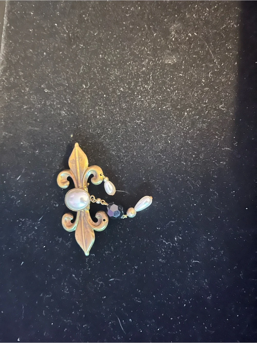 Gold Fleur-de-Lis Pearl Drop Brooch